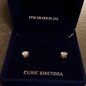 Danecraft Silver Plate Earrings W/ Light Up Box ... Cubic Zirconia NWOT